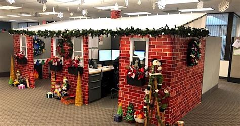 52 Magical Christmas Office Decorations For Every Workspace.